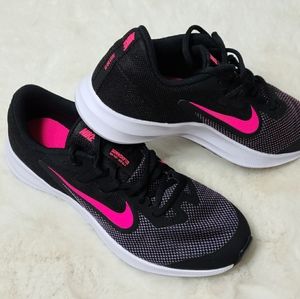 Nike Downshifter Shoes Sneakers Girls Size…